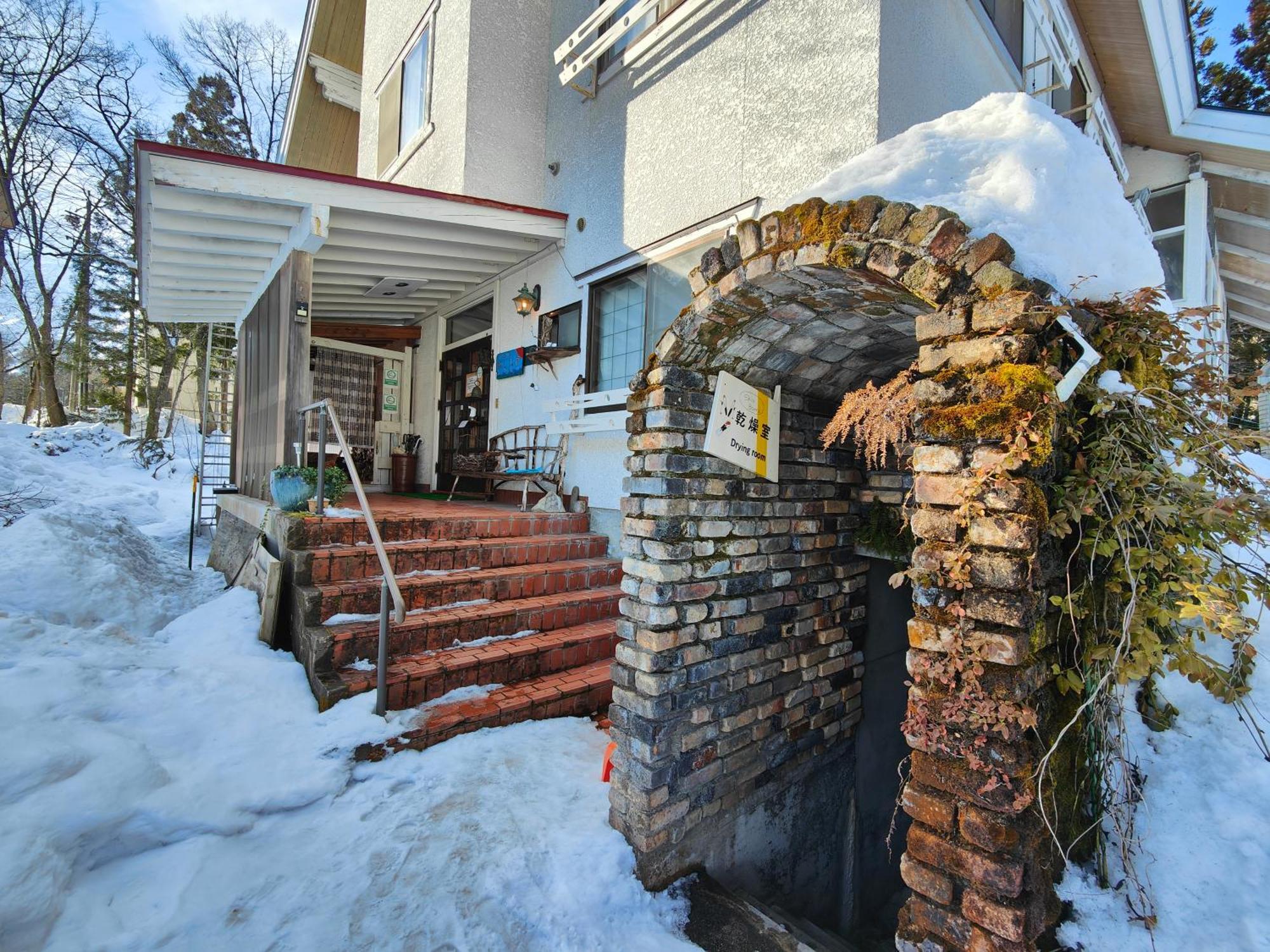 Hotel Foxtrot Hakuba Exterior photo