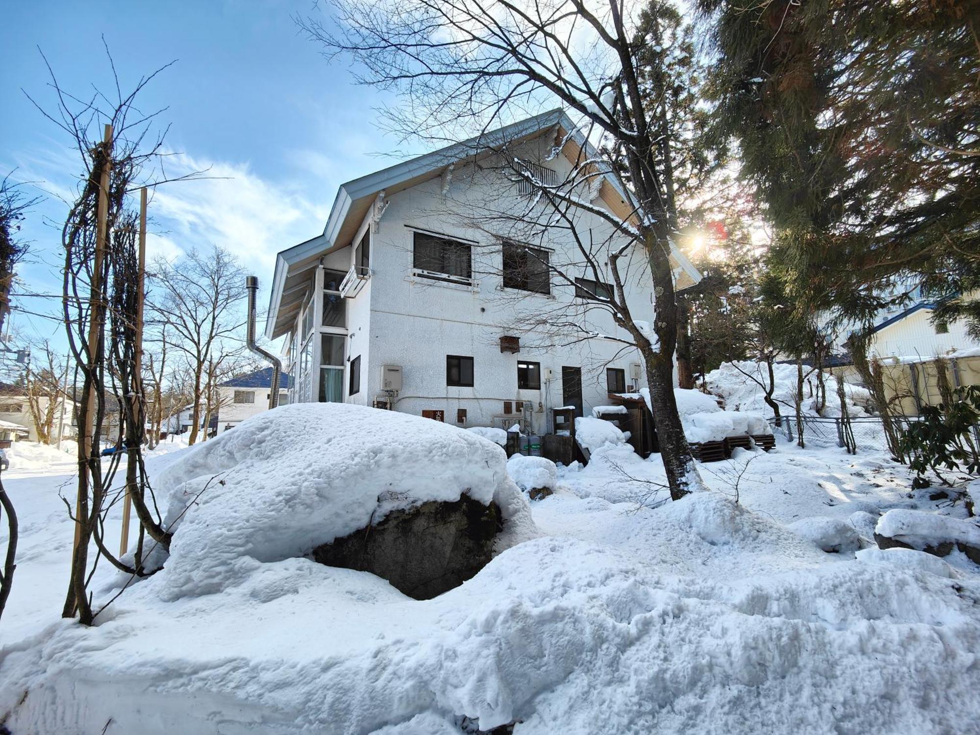 Hotel Foxtrot Hakuba Exterior photo