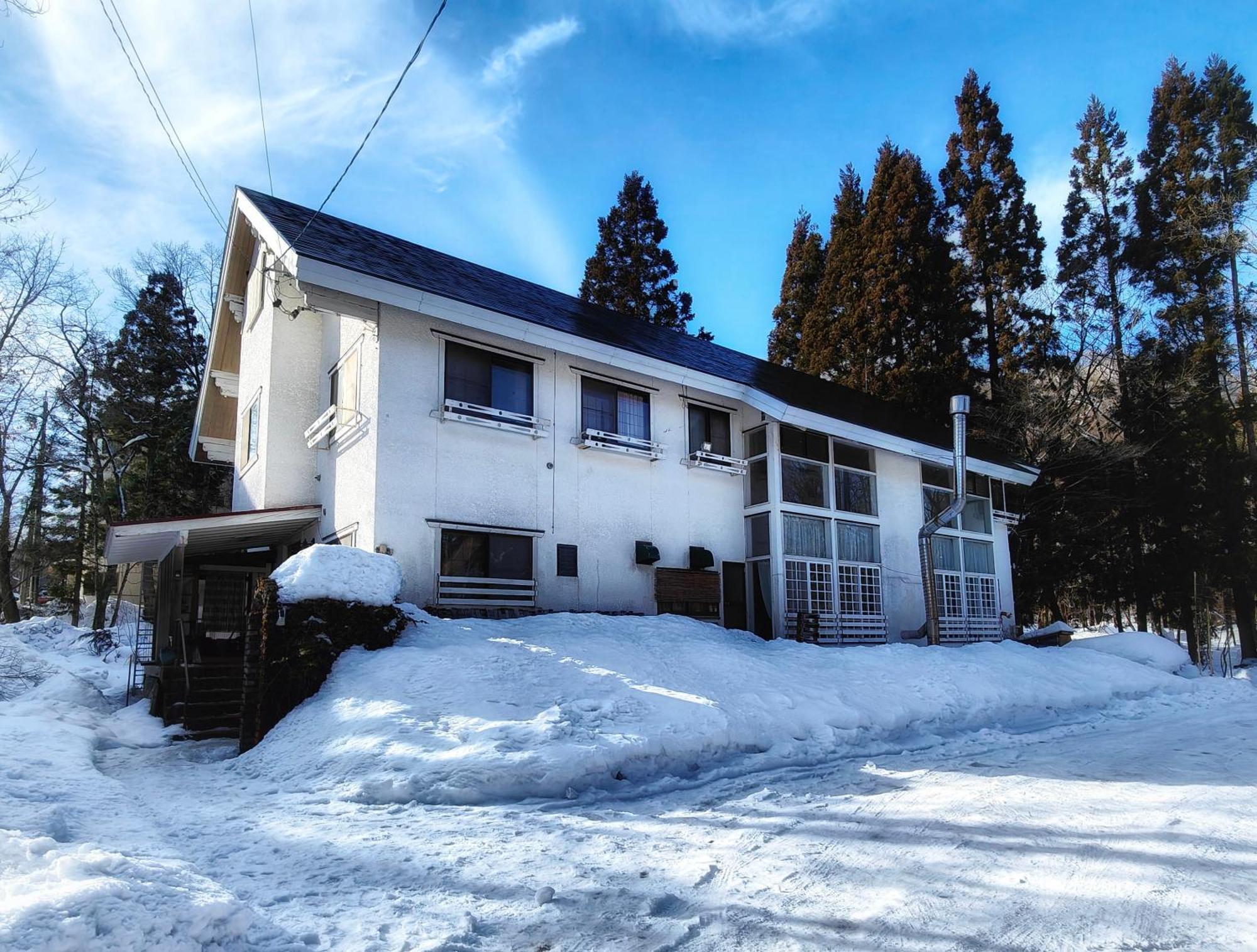 Hotel Foxtrot Hakuba Exterior photo